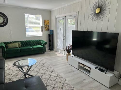 Your Beach Home In Sunny Delray, Near Atlantic Ave