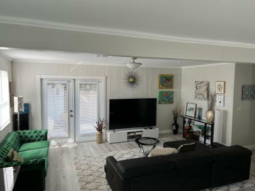 Your Beach Home In Sunny Delray, Near Atlantic Ave