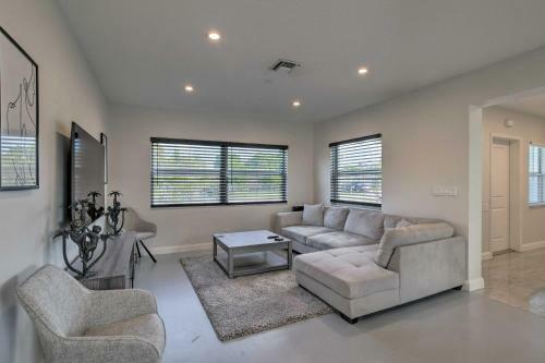Delray Home With Grill About 3 Mi To Atlantic Ave!