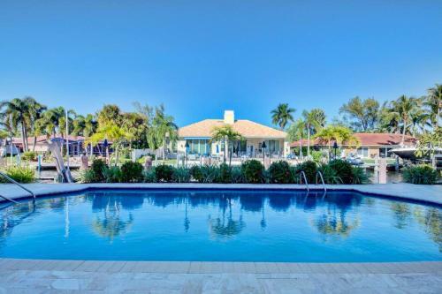Villa The Delray Mansion-mediterranean Waterfront Palace