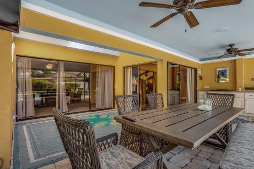 Sunnyside Villa