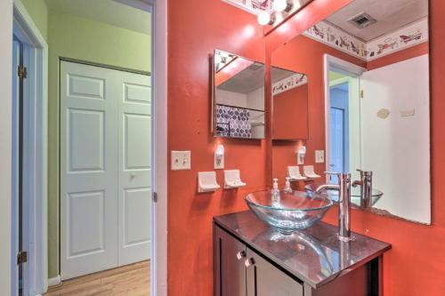 Gainesville Townhome 2 Mi To University Of Fl!