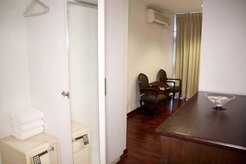 Apartamento Samsen Suites/ 2 Br Suites For Less