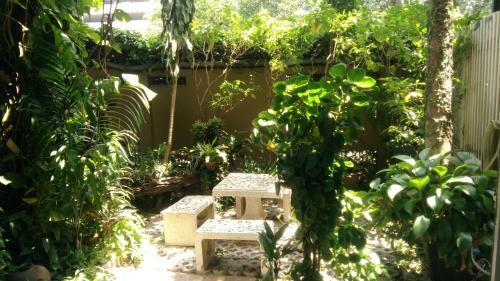 Apartamento Samsen Suites/ 2 Br Suites For Less