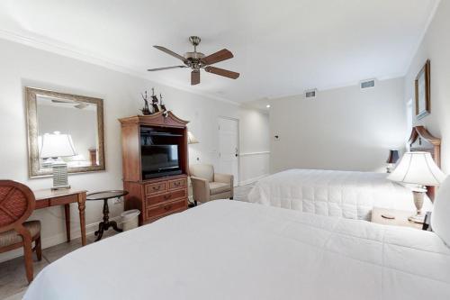Tennis Villas II