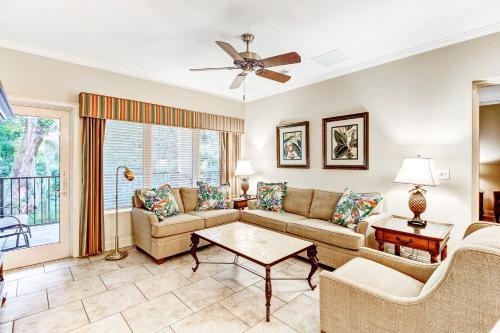 Tennis Villas III