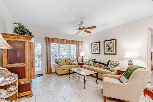 Tennis Villas III