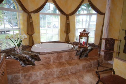 Villa Black Diamond - Enjoy The Pool And The View