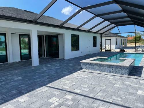 Villa Skyline Cape Coral, Private Heated Pool And Spa