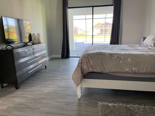 Villa Skyline Cape Coral, Private Heated Pool And Spa