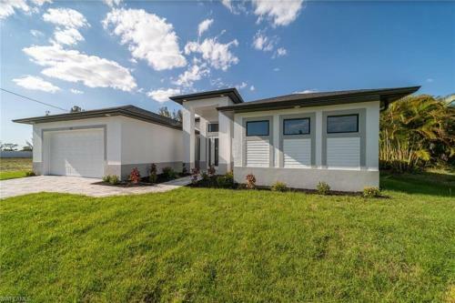 Villa Skyline Cape Coral, Private Heated Pool And Spa