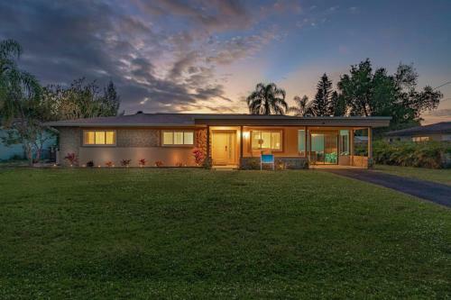 Bikini Bottom Bungalow - Heated Pool & Game Room - Roelens Vacations