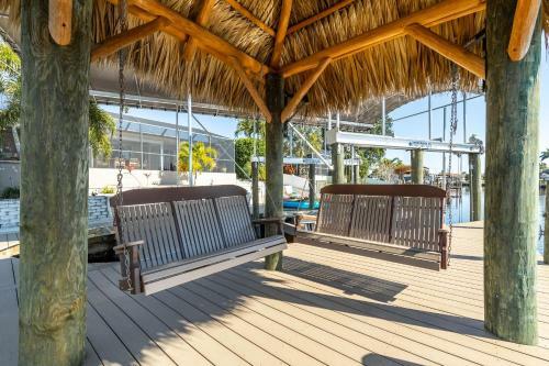 Villa Reef Intermission - Cape Coral - Roelens Vacations