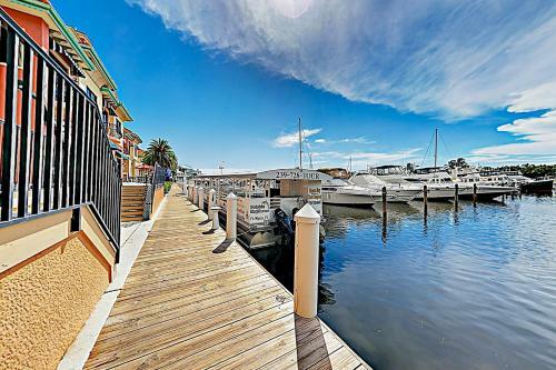 Waterside Wine Club #618