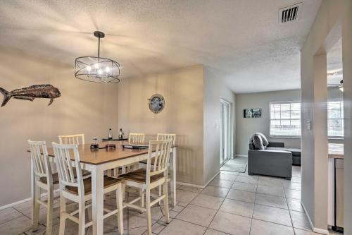 Stunning Cape Coral Home With Boat Dock And Pool!