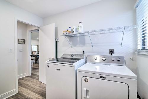 Tranquil Home With Private Yard And Fishing Dock!