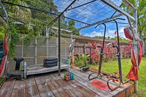 Inviting Family Apartment Less Than 3 Mi From The Coast!