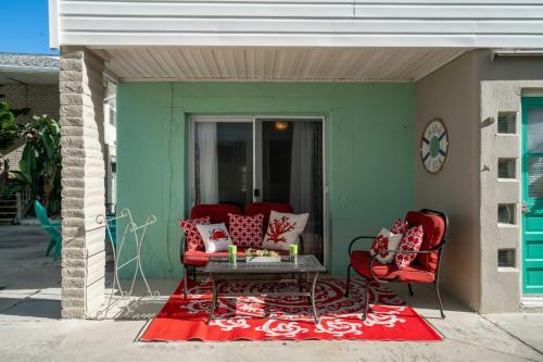 Apartamento 10 Steps To The Beach Couples Retreat