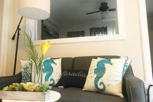 Apartamento 10 Steps To The Beach Couples Retreat