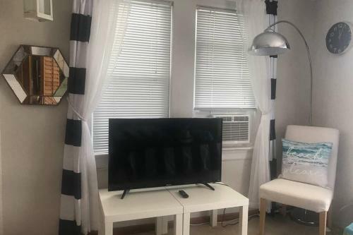 Apartamento 10 Steps To The Beach Couples Retreat