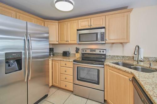 Charming Beach Front Cottage With Stunning Unset Views Pets Are Welcome Here Bella11