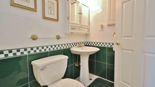 Lemar By Teeming Vacation Rentals
