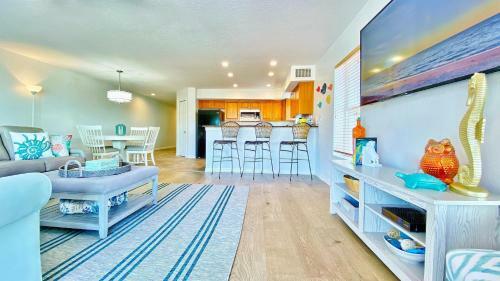 Oceanway Condos 205 By Teeming Vacation Rentals