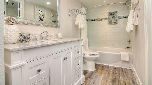 Intercoastal 203 By Teeming Vacation Rentals