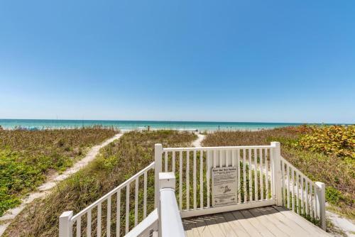Apartamento Fabulous Upscale Condo Just Steps To The Beach Dr204
