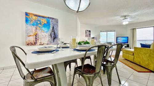 Beach Palms By Teeming Vacation Rentals