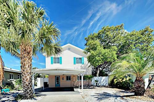 Sea Turtle Life - Amazing Waterfront Home With Beautiful Pool!