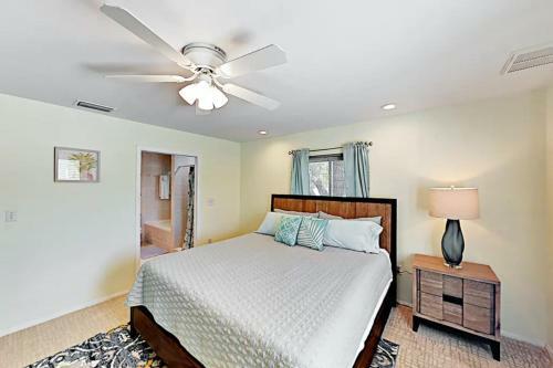 Sea Turtle Life - Amazing Waterfront Home With Beautiful Pool!