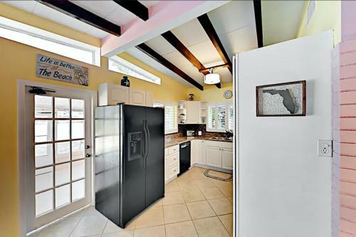 Sea Turtle Life - Amazing Waterfront Home With Beautiful Pool!