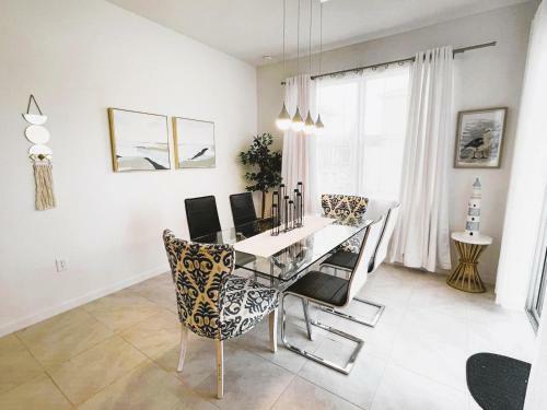 New 3br Spacious & Lux Beach House Theme By Air Base Miami