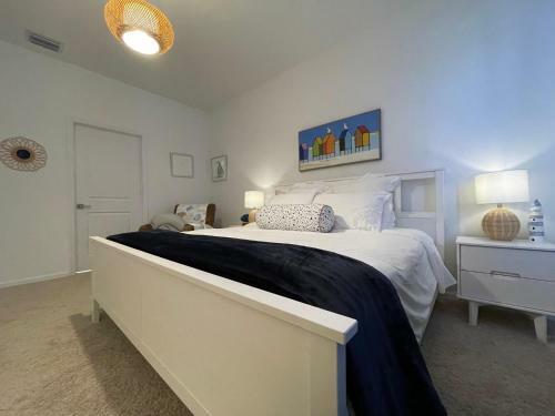 New 3br Spacious & Lux Beach House Theme By Air Base Miami