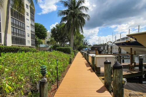 Hibiscus Pointe 764 By Kathy Nesbit Vacations