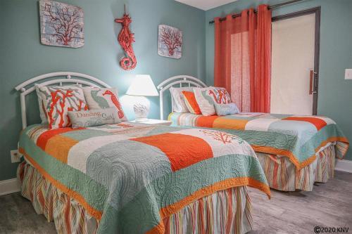 Santa Maria 103 By Kathy Nesbit Vacations