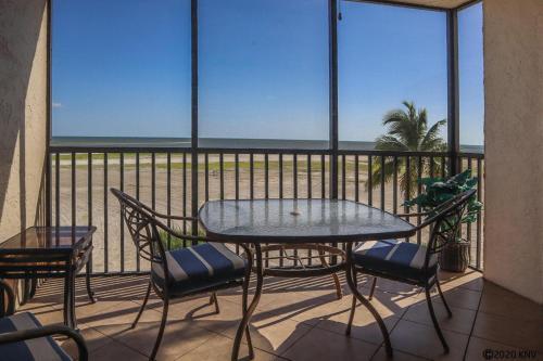 Carlos Pointe 413 By Kathy Nesbit Vacations