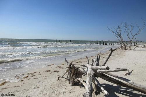 Estero Beach & Tennis 105b By Kathy Nesbit Vacations