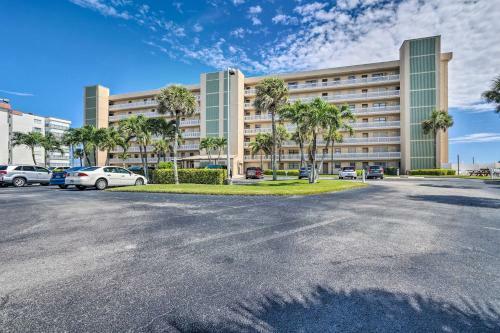 Apartamento Oceanfront Jensen Beach Condo - Golf Nearby!