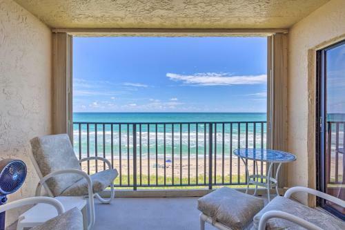 Apartamento Oceanfront Jensen Beach Condo - Golf Nearby!
