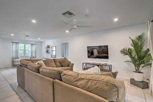 Coastal Jupiter Oasis Less Than 3 Miles To Beaches!