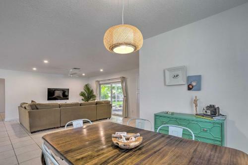Coastal Jupiter Oasis Less Than 3 Miles To Beaches!