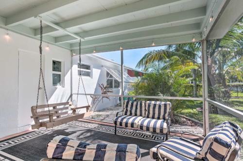 Coastal Jupiter Oasis Less Than 3 Miles To Beaches!