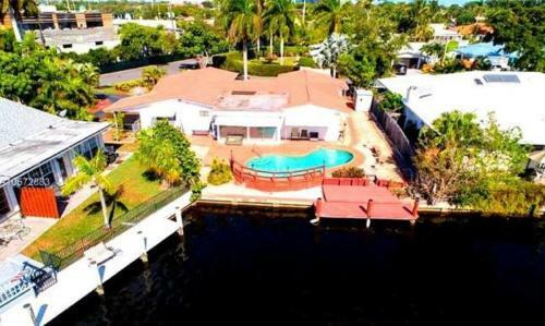 2700 Palms Lauderdale