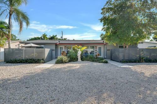 Wilton Manors Cottage 4 Bd 4 Bth W/2 Private Pools
