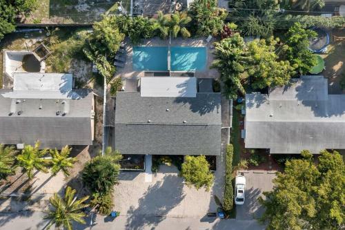 Wilton Manors Cottage 4 Bd 4 Bth W/2 Private Pools