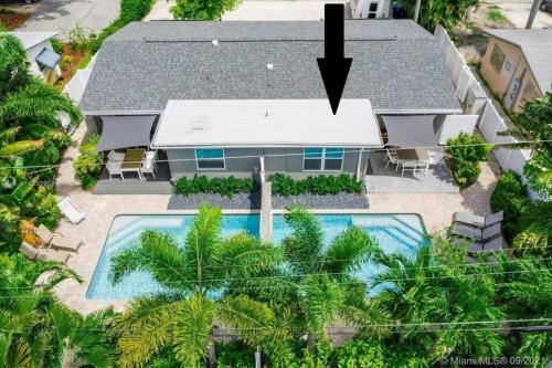 Wilton Manors Cottage West 2 Bed 2 Bath W/own Pool