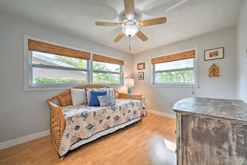Sunny Largo Retreat 6 Mi To Sand Key Beach!