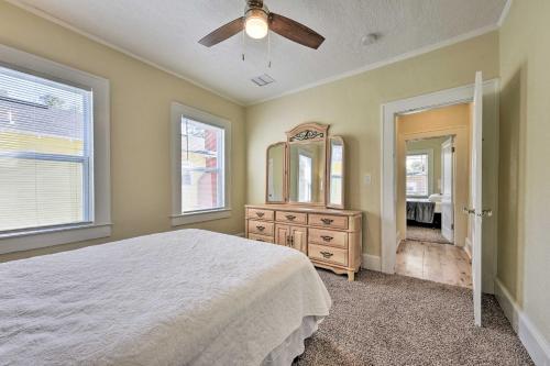 Charming And Central Jacksonville Home With Porch